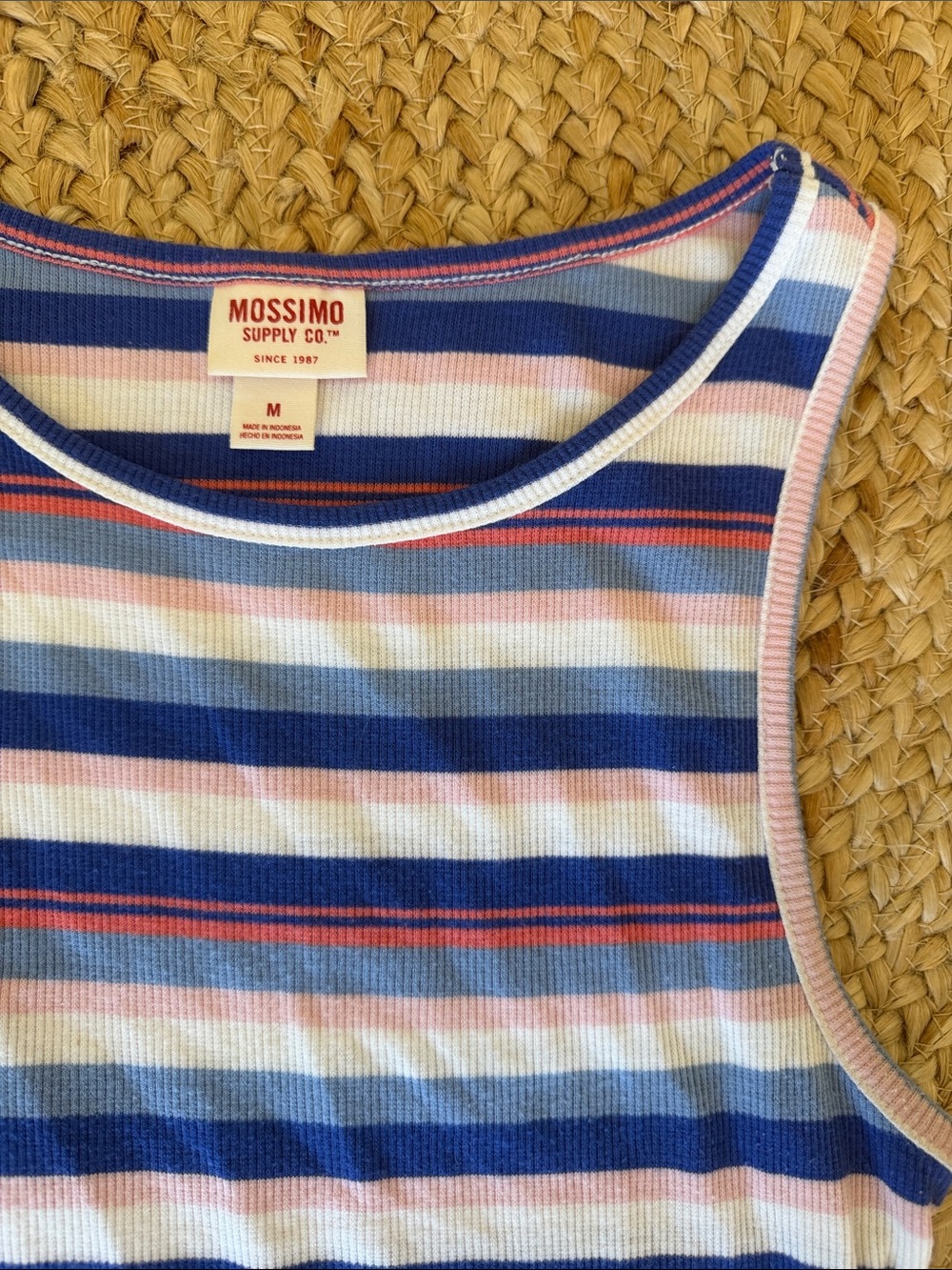 Mossimo Ribbed Tank - Picture 2 of 4
